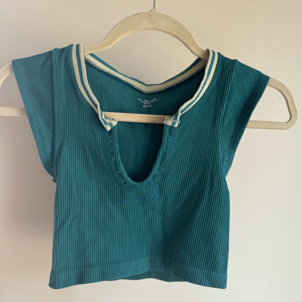 Urban outfitters cropped t-shirt